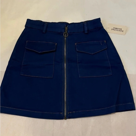 Forever 21 Zippered Front Dark-Wash Denim Mini Skirt - US Size S - Picture 1 of 6